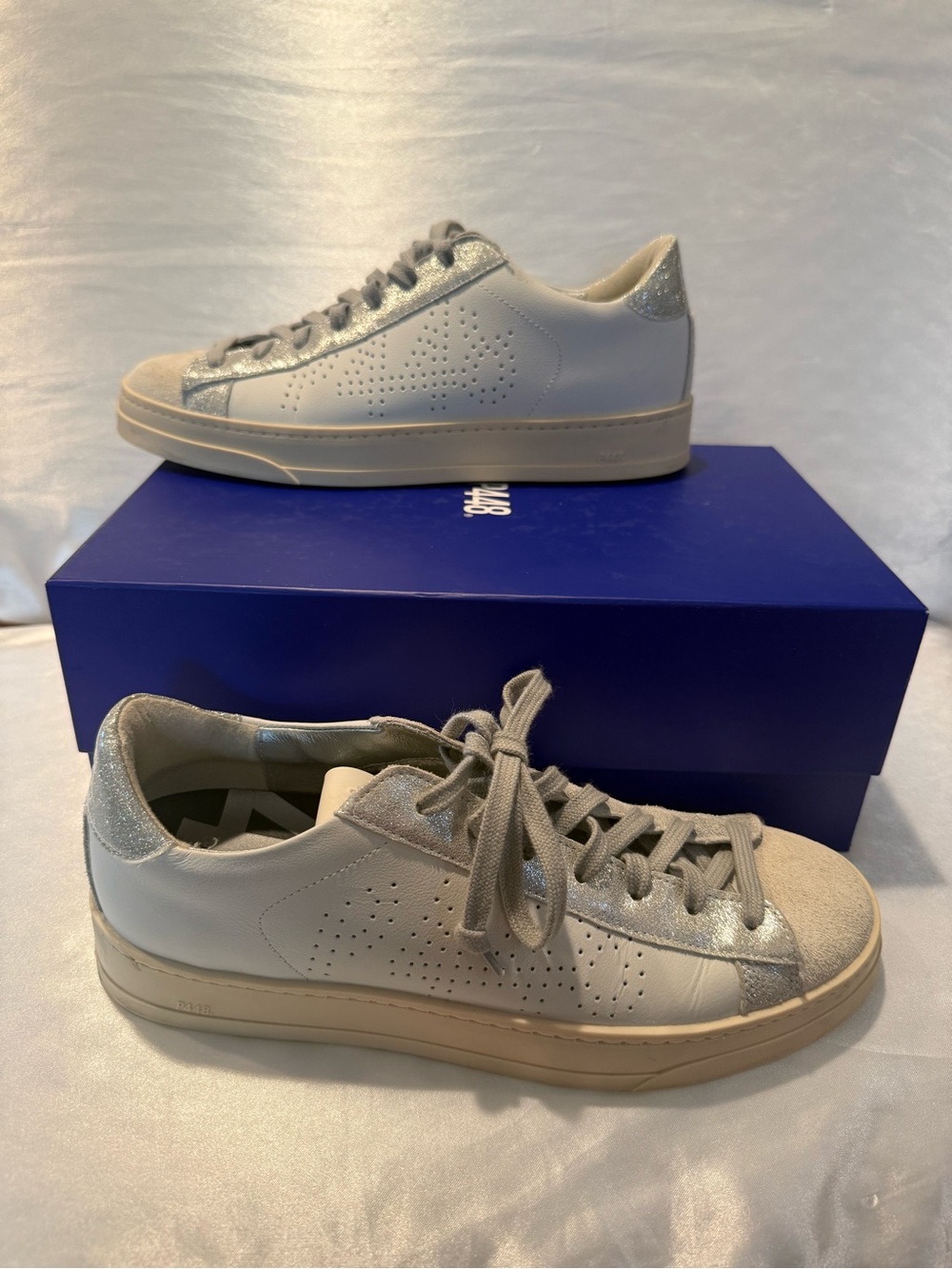 P448 Silver Glitter Low-Top Sneakers with Light Gray Laces